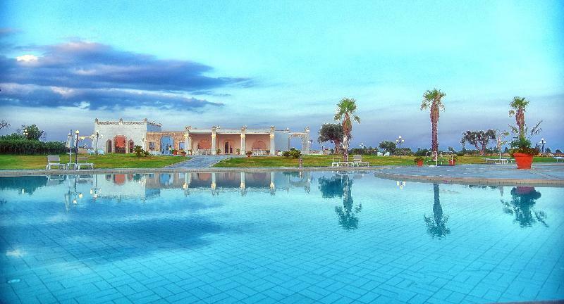 Resort & Relax Masseria Celidonia Lizzano  Buitenkant foto